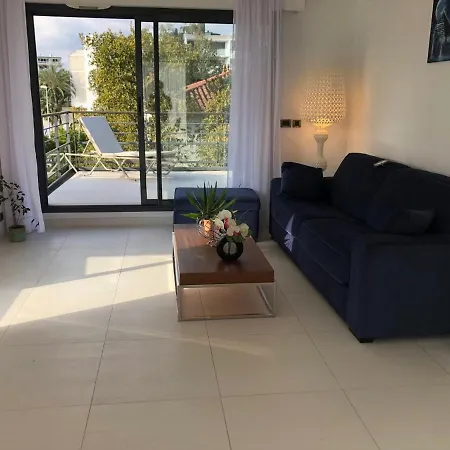 Apartment Montfleury: Dual Terrace Retreat Near Croisette Cannes